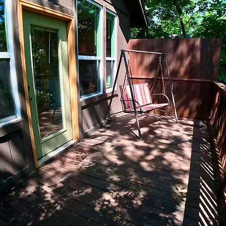 Chateau Treehouse #11 @ Oak Crest Cottages And Treehouses Eureka Springs Exterior photo