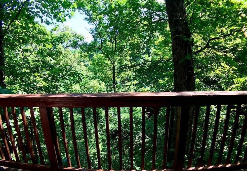 Chateau Treehouse #11 @ Oak Crest And Treehouses Apartment Eureka Springs